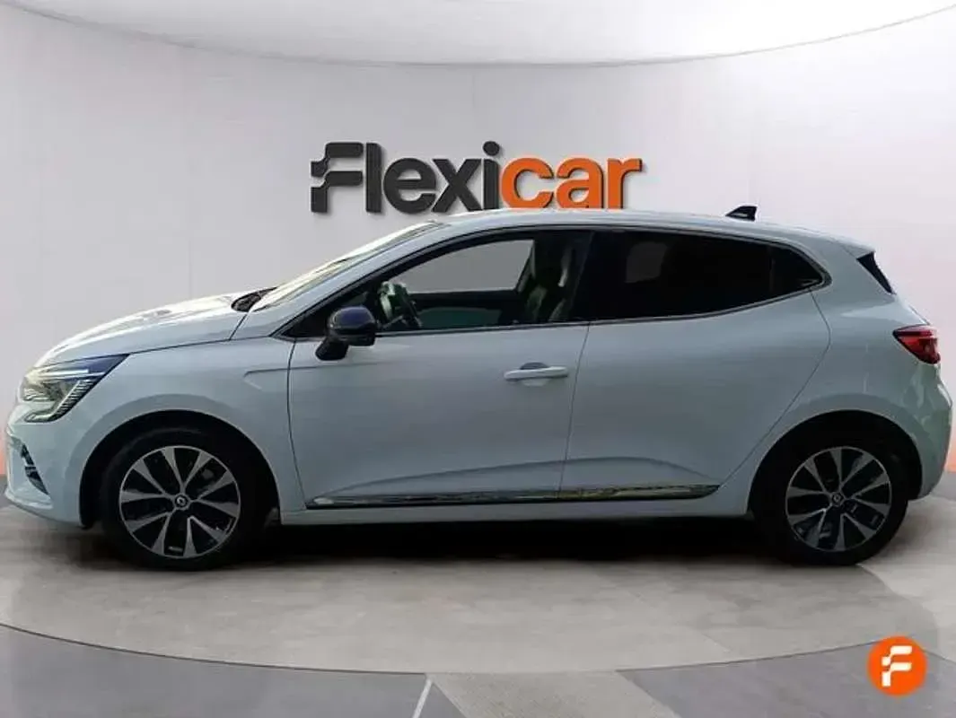 Usado Renault Clio Techno 140 CV (102 kW) 2023 Blanco Utilitario