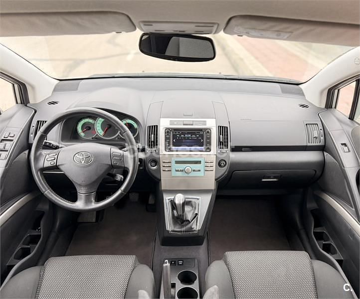 Usado Toyota Corolla Verso Sport 177 CV (130 kW) 2006 Gris / plata Monovolumen