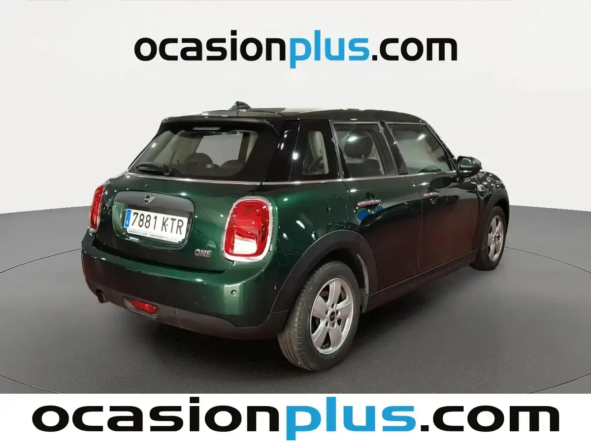 Usado Mini ONE 102 CV (75 kW) 2019 Verde Utilitario