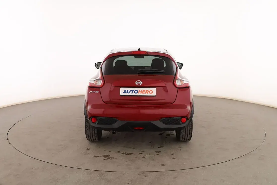 Usado Nissan Juke Tekna 115 CV (84 kW) 2018 Rojo SUV