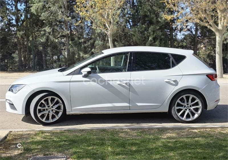 Usado Seat Leon FR 150 CV (110 kW) 2017 Blanco Berlina