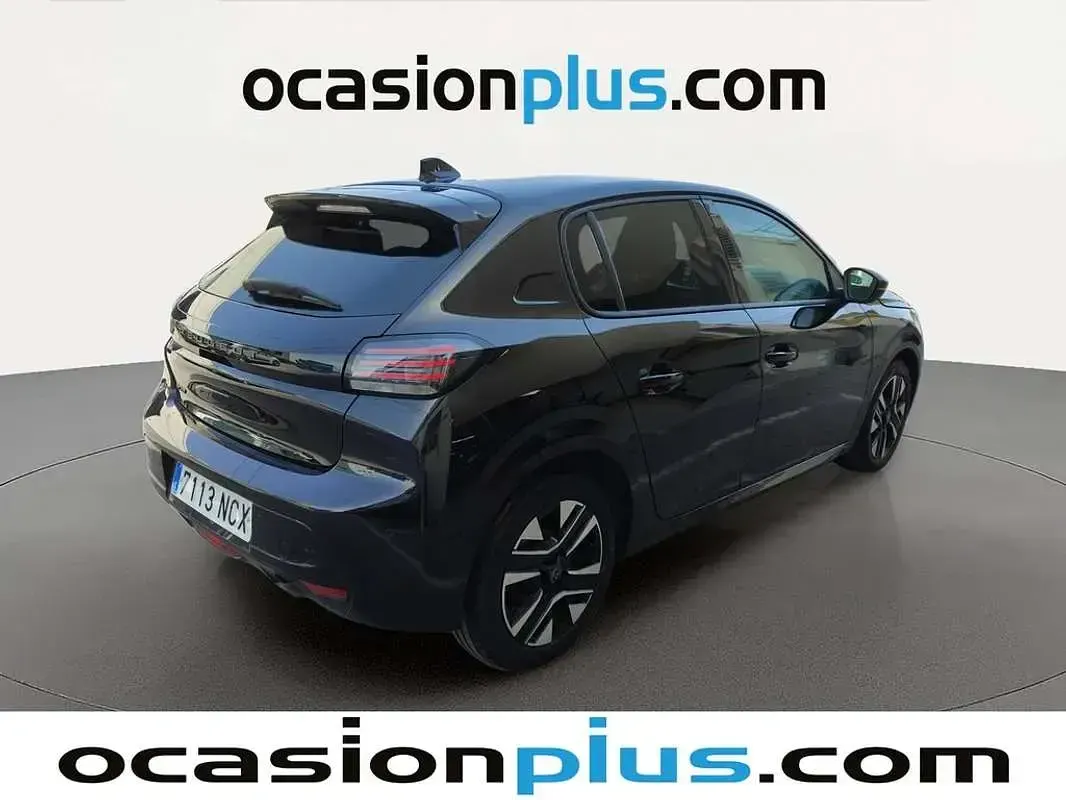 Usado Peugeot 208 Allure 102 CV (75 kW) 2025 Negro Utilitario