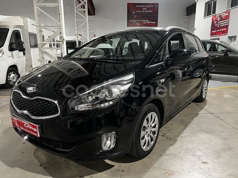 Usado Kia Carens 135 CV (99 kW) 2013 Negro Monovolumen