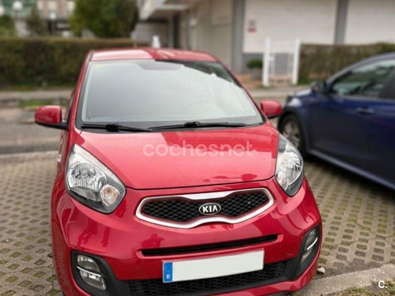 Usado Kia Picanto 69 CV (50 kW) 2015 Rojo Utilitario