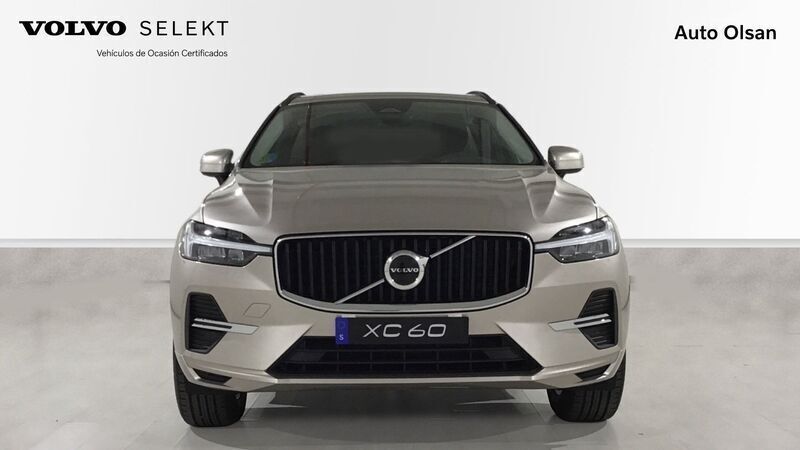 Usado Volvo XC60 Core 197 CV (144 kW) 2023 Beige SUV