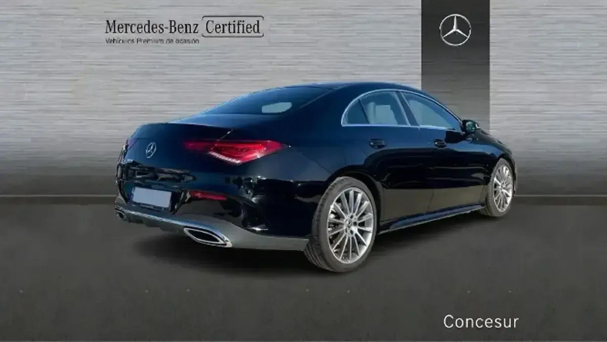 Usado Mercedes CLA200 163 CV (119 kW) 2022 Negro Berlina