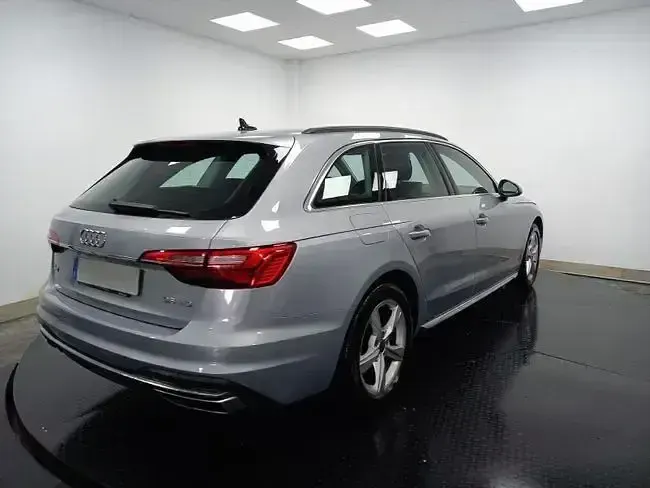 Usado Audi A4 Advanced Plus 163 CV (119 kW) 2021 Gris Familiar