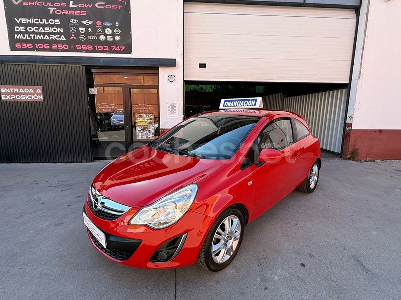 Rojo Usado 2011 Opel Corsa Berlina | 4500 € (Buen precio) - Imagen 1/4