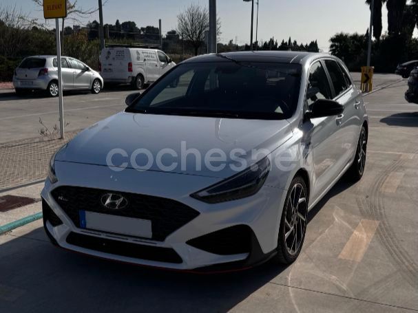 Blanco Usado 2021 Hyundai i30 N Line Berlina | 24.500 € (Caro) - Imagen 1/4