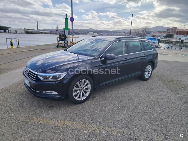 Usado VW Passat Advance 150 CV (110 kW) 2016 Negro Familiar