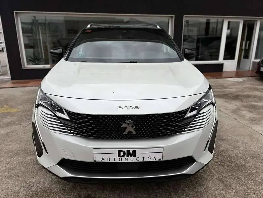 Usado Peugeot 3008 Active 131 CV (96 kW) 2022 Blanco SUV