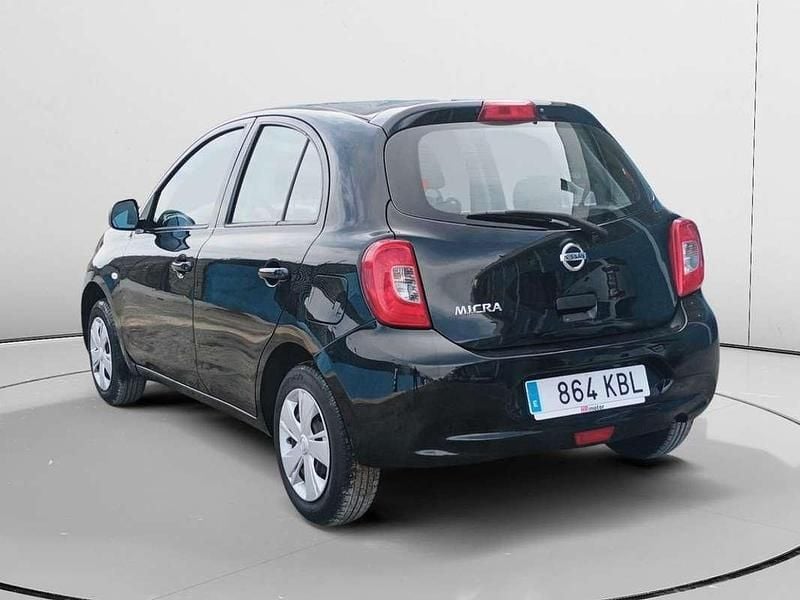 Usado Nissan Micra Acenta 88 CV (64 kW) 2017 Negro Utilitario