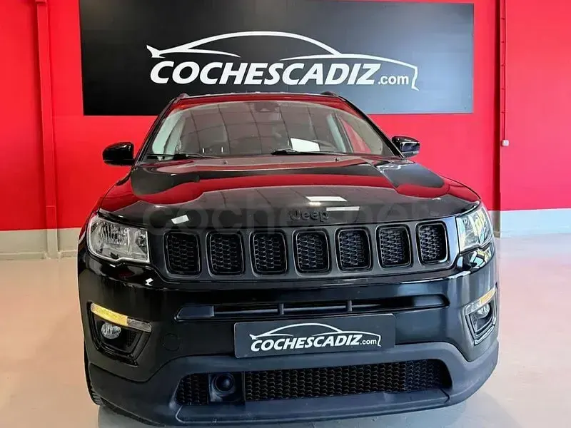 Usado Jeep Compass Night Eagle 140 CV (102 kW) 2019 Negro SUV