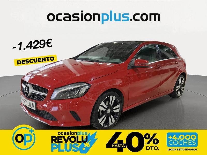 Usado Mercedes A180 Urban 109 CV (80 kW) 2016 Rojo