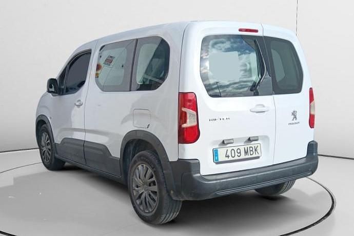 Usado Peugeot Rifter Active 102 CV (75 kW) 2022 Monovolumen