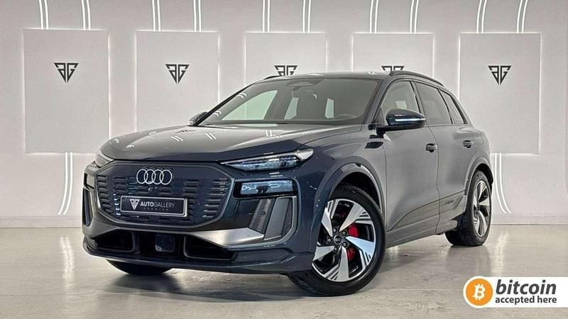 Azul Usado 2024 Audi Q6 e-tron S-Line SUV | 62.990 € - Imagen 1/4