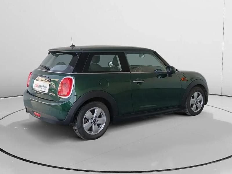 Käytetty Mini Cooper 136 HP (100 kW) 2016 Vihreä Viistoperä