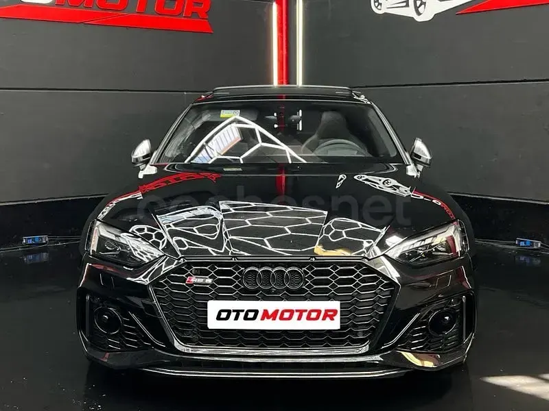 Usado Audi RS5 Sportback Exclusive 450 CV (330 kW) 2021 Negro Berlina