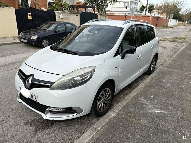 Usado Renault Scénic III LIMITED 130 CV (95 kW) 2016 Blanco Monovolumen