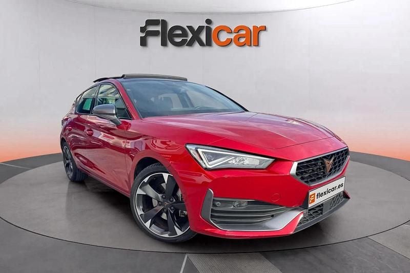 Rojo Usado 2023 Cupra Leon Berlina | 23.190 € (Precio justo) - Imagen 1/4