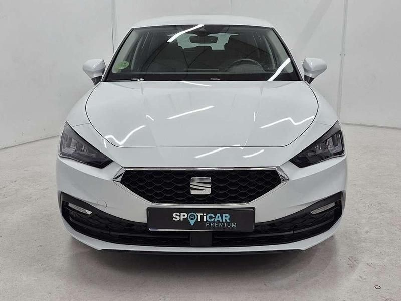 Usado Seat Leon Style 110 CV (80 kW) 2024 Blanco Utilitario