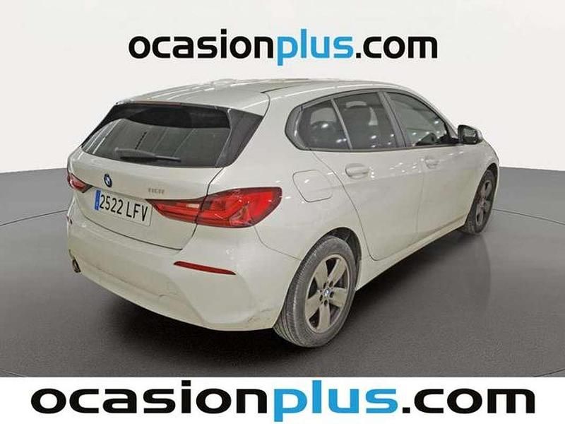 Usado BMW 118 140 CV (102 kW) 2020 Blanco Utilitario