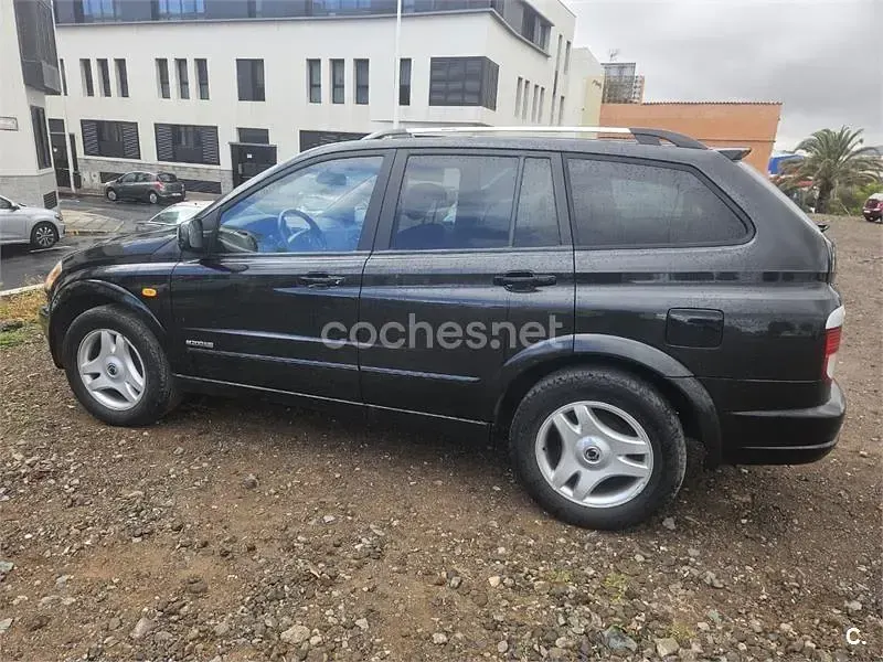 Usado SsangYong Kyron Limited 141 CV (103 kW) 2006 Negro SUV