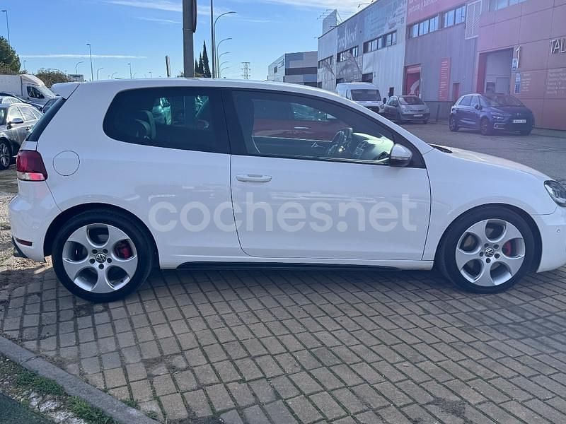 Usado VW Golf VI GTI 210 CV (154 kW) 2010 Blanco Utilitario