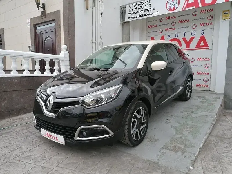 Usado Renault Captur Life 90 CV (66 kW) 2014 Negro SUV