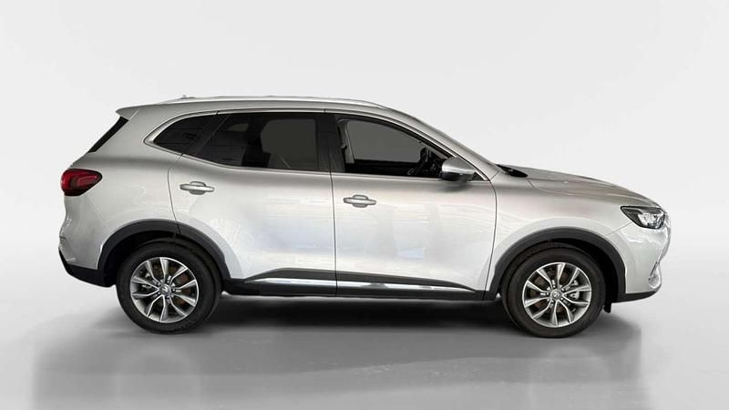 Usado MG HS Comfort 170 CV (125 kW) 2024 Gris / plata SUV