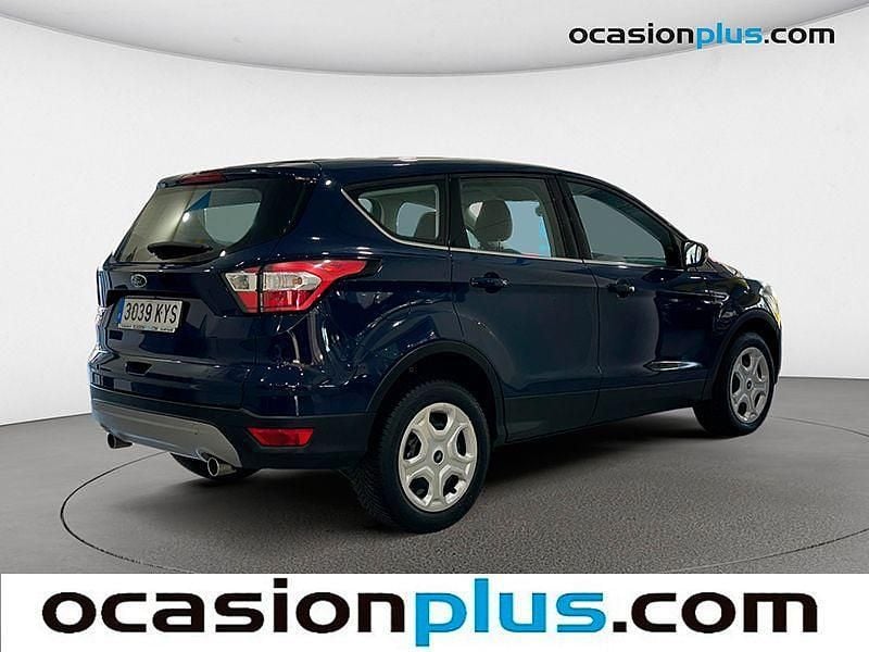 Usado Ford Kuga Trend 120 CV (88 kW) 2019 Azul SUV