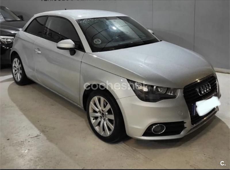 Usado Audi A1 Ambition 105 CV (77 kW) 2011 Gris / plata Utilitario