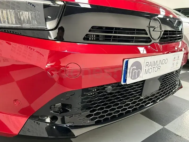 Nuevo Opel Corsa 100 CV (73 kW) 2025 Rojo Utilitario