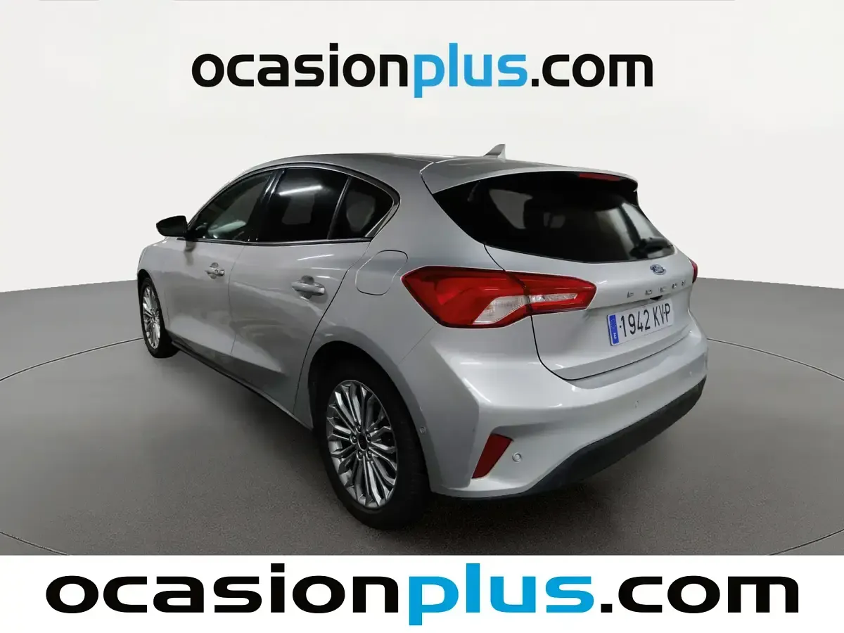 Käytetty Ford Focus Titanium 125 HP (91 kW) 2019 Harmaa