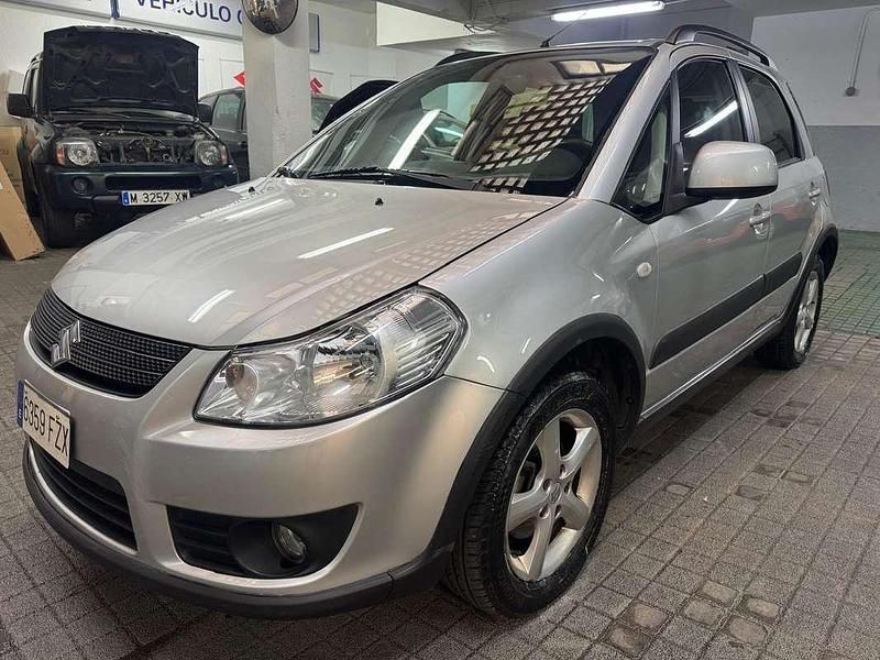 Usado 2008 Suzuki SX4 GLX Utilitario | 5900 € (Precio justo) - Imagen 1/4