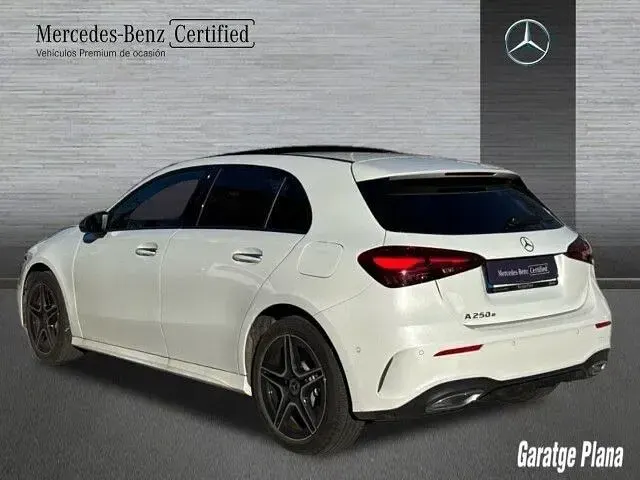 Usado Mercedes A250 218 CV (160 kW) 2024 Blanco digital