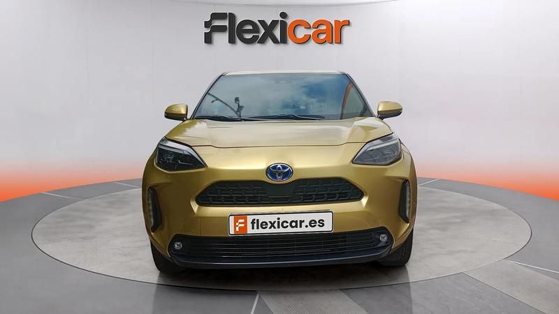 Usado Toyota Yaris Hybrid Active 116 CV (85 kW) 2024 Amarillo