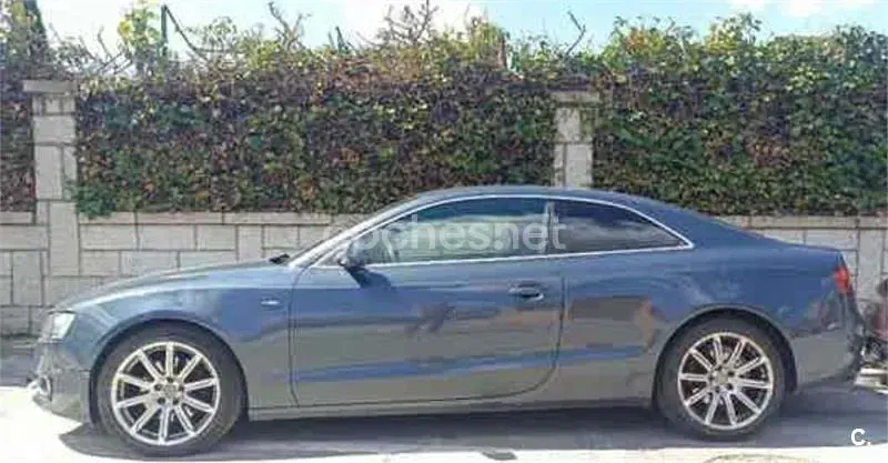 Usado Audi A5 S-Line 190 CV (139 kW) 2010 Gris / plata Coupe