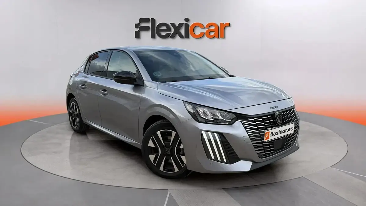 Usado Peugeot 208 Allure 101 CV (74 kW) 2025 Utilitario