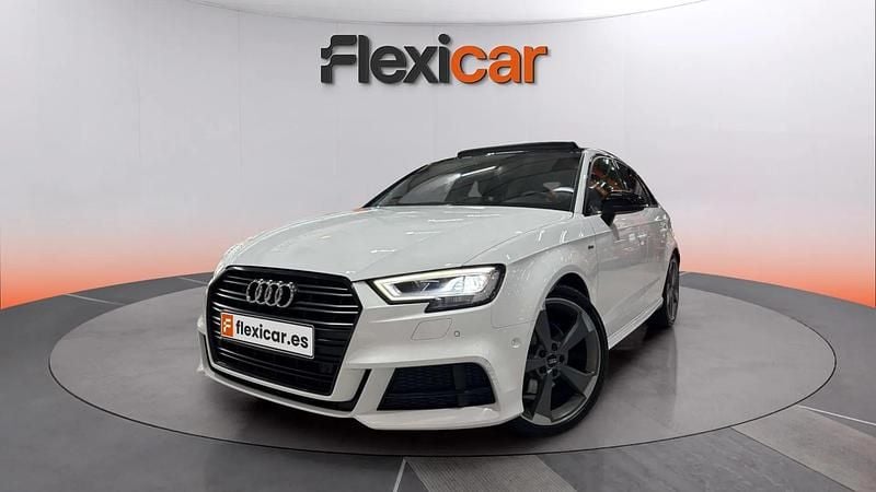 Käytetty Audi A3 S-Line 150 HP (110 kW) 2019 Valkoinen Sedan