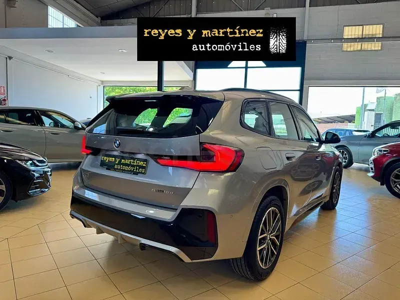 Usado BMW X1 Comfort Edition 150 CV (110 kW) 2025 Gris / plata SUV