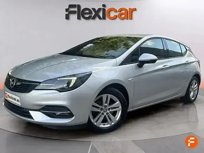 Usado Opel Astra Business Elegance 130 CV (95 kW) 2020 Gris