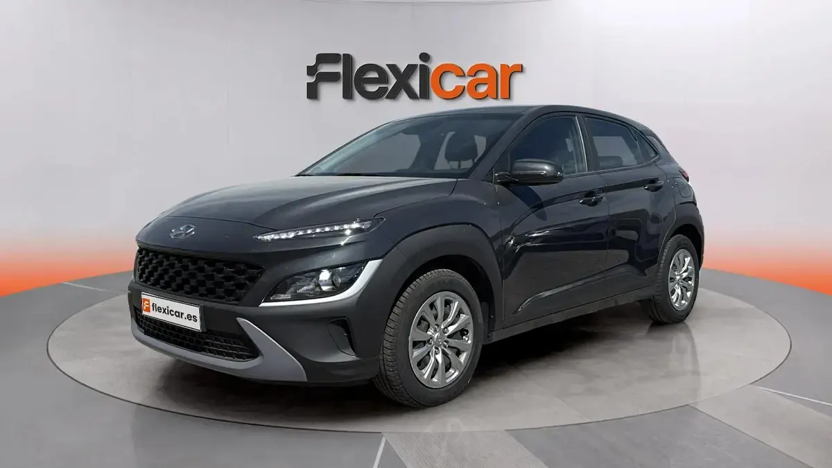 Usado Hyundai Kona 120 CV (88 kW) 2022 Negro SUV