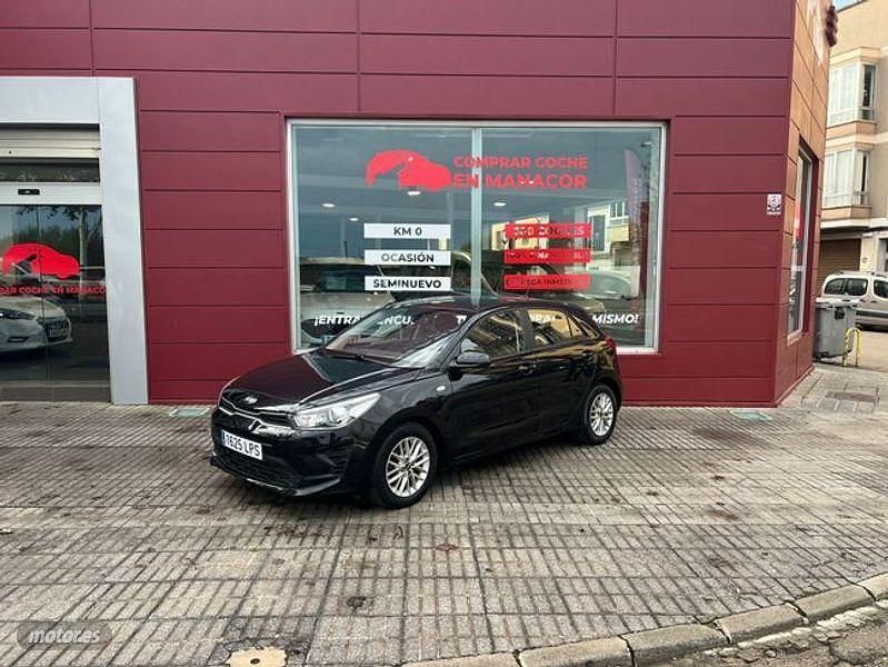 Usado Kia Rio 84 CV (61 kW) 2021 Negro