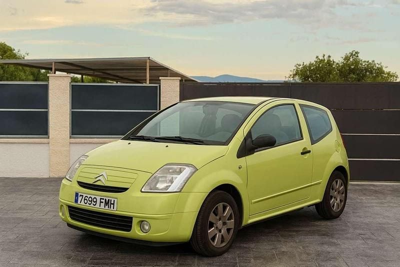 Amarillo Usado 2007 Citroën C2 Utilitario | 3999 € (Precio justo) - Imagen 1/2