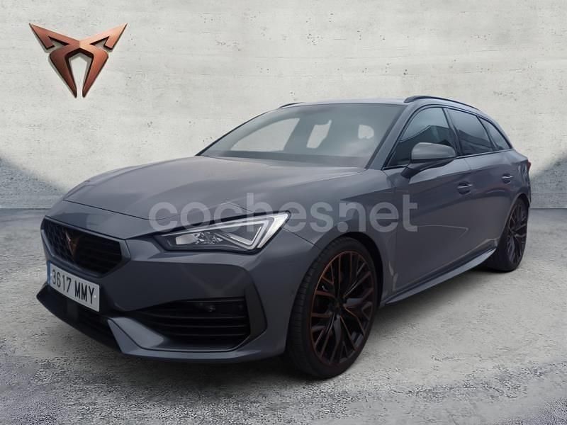Gris / plata Usado 2024 Cupra Leon VZ Familiar | 39.900 € (Caro) - Imagen 1/4