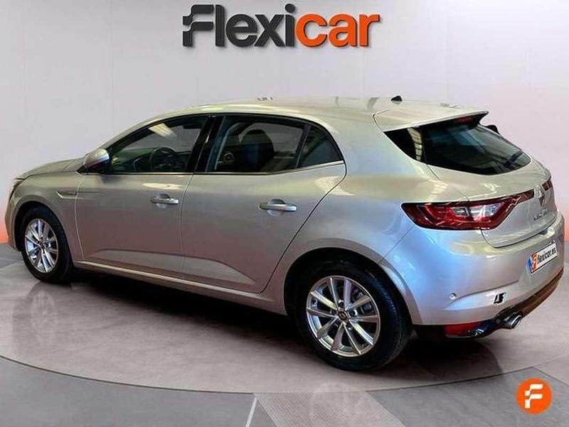 Usado Renault Mégane IV Zen 132 CV (97 kW) 2016 Gris Utilitario
