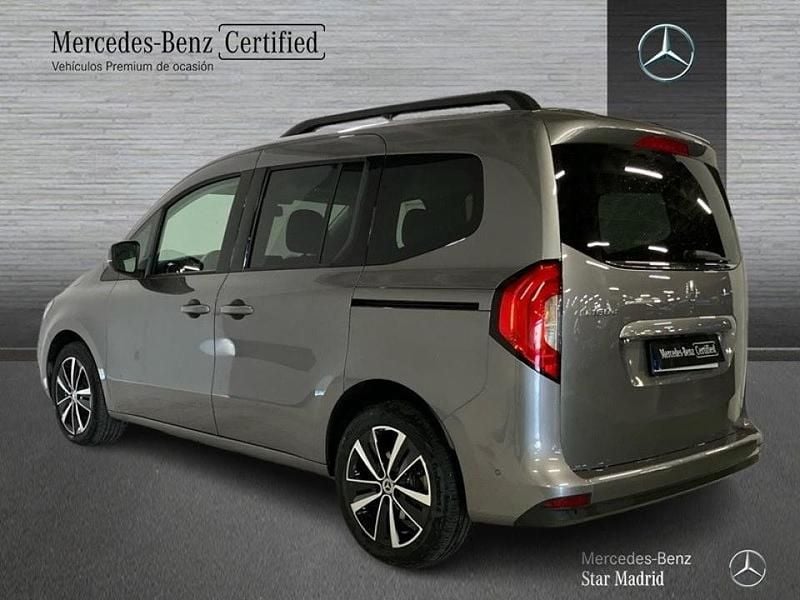 Usado Mercedes T160 102 CV (75 kW) 2024 Gris Monovolumen