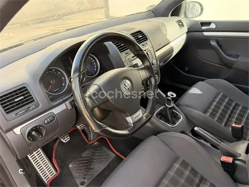 Usado VW Golf IV GTI 200 CV (147 kW) 2006 Negro Berlina