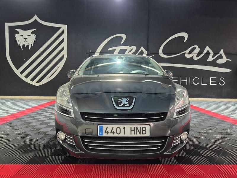 Usado Peugeot 5008 Allure 150 CV (110 kW) 2012 Negro Monovolumen